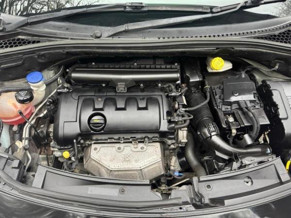 Citroen DS3 1.6 VTi DStyle Hatchback 3dr Petrol Auto Euro 5 (120 ps)