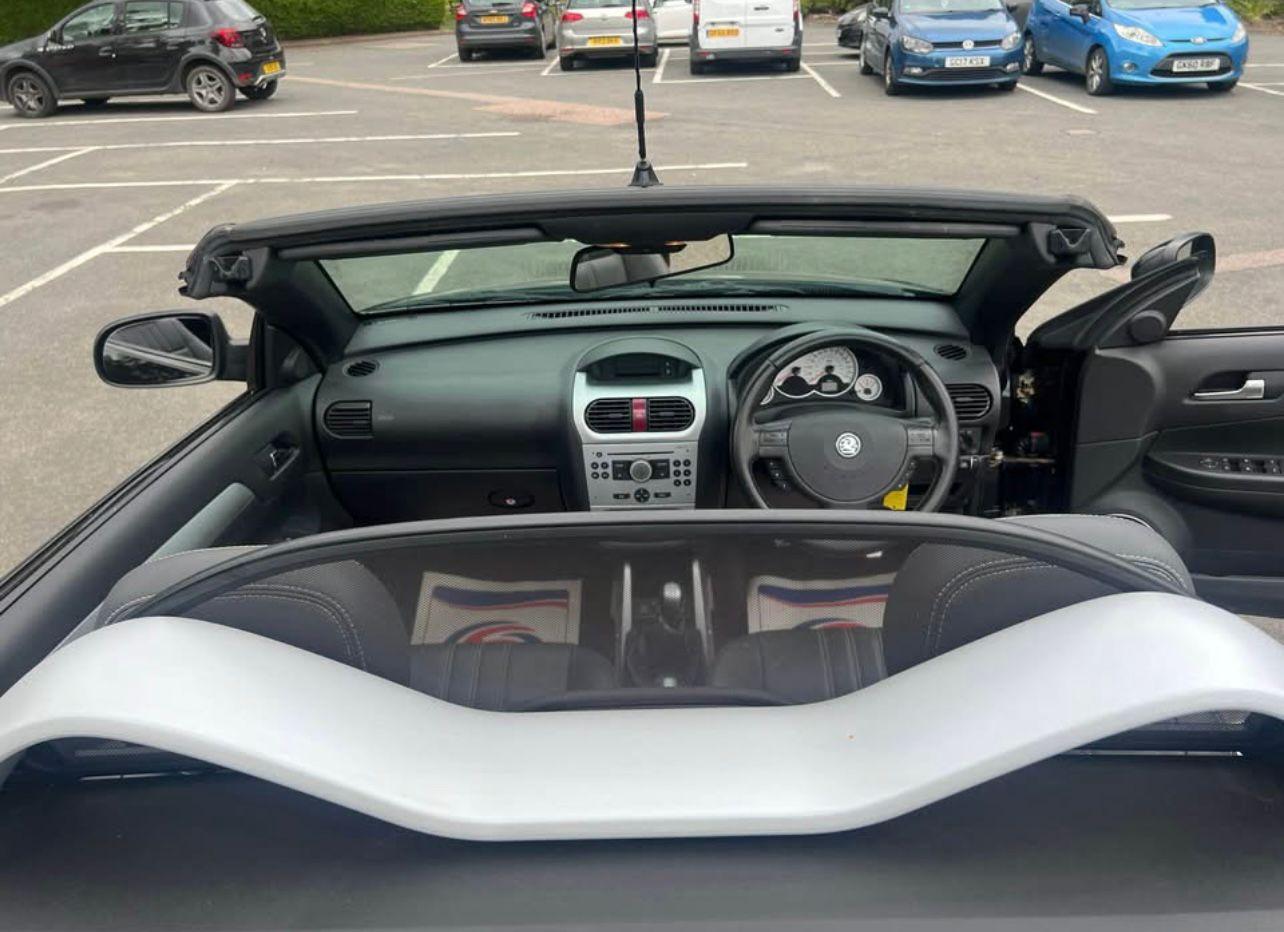 Vauxhall Tigra 1.4i 16v Exclusiv Convertible 2dr Petrol Manual (a/c) (146 g/km, 89 bhp)