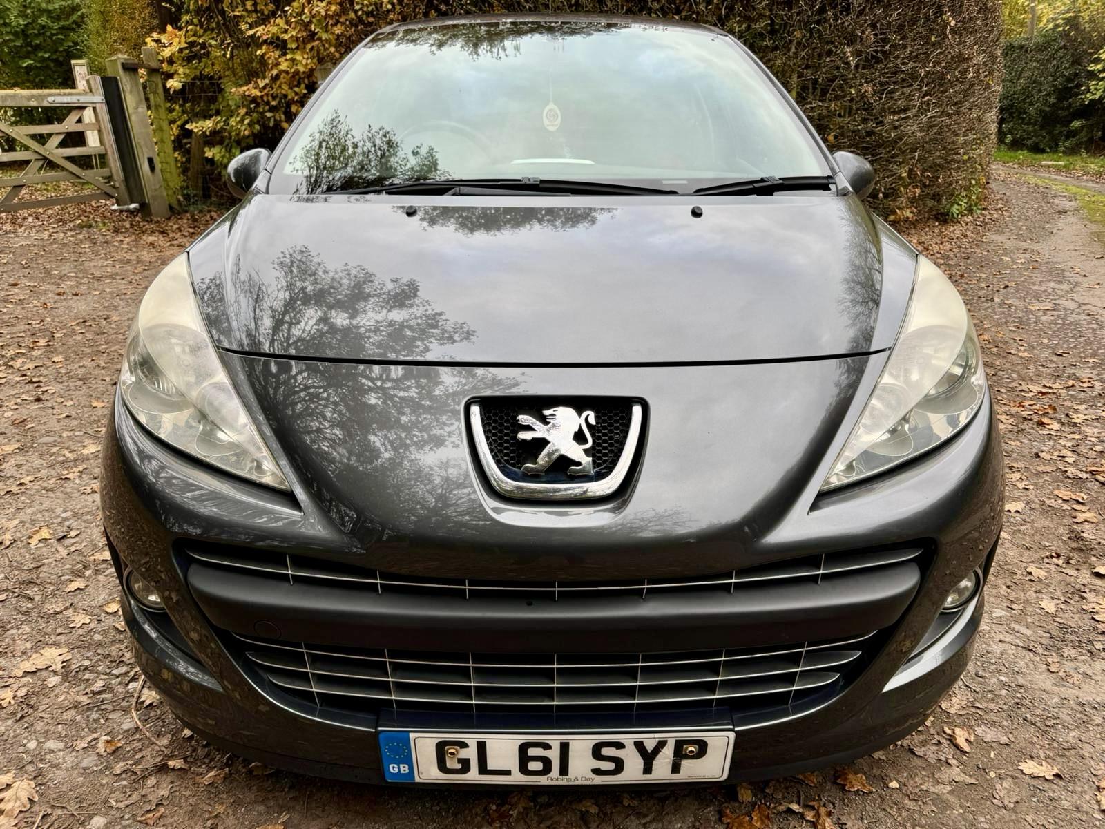 Peugeot 207 1.4 VTi Sportium Hatchback 3dr Petrol Manual Euro 5 (95 ps)