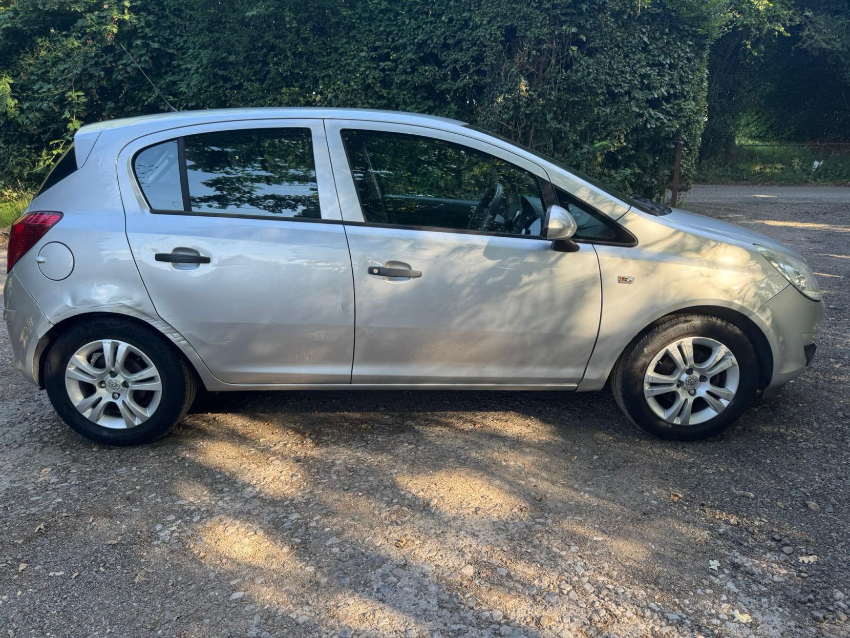Vauxhall Corsa 1.2i 16v Energy Hatchback 5dr Petrol Manual (a/c) (124 g/km, 84 bhp)