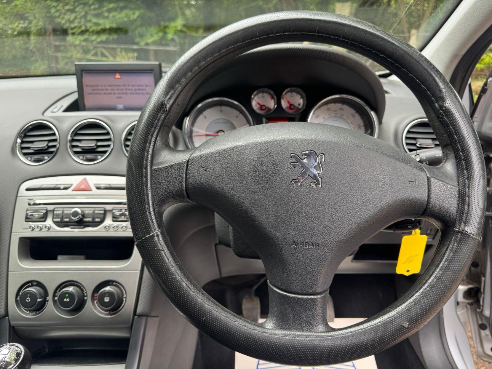 Peugeot 308 1.6 HDi SR Hatchback 5dr Diesel Manual (115 g/km, 90 bhp)