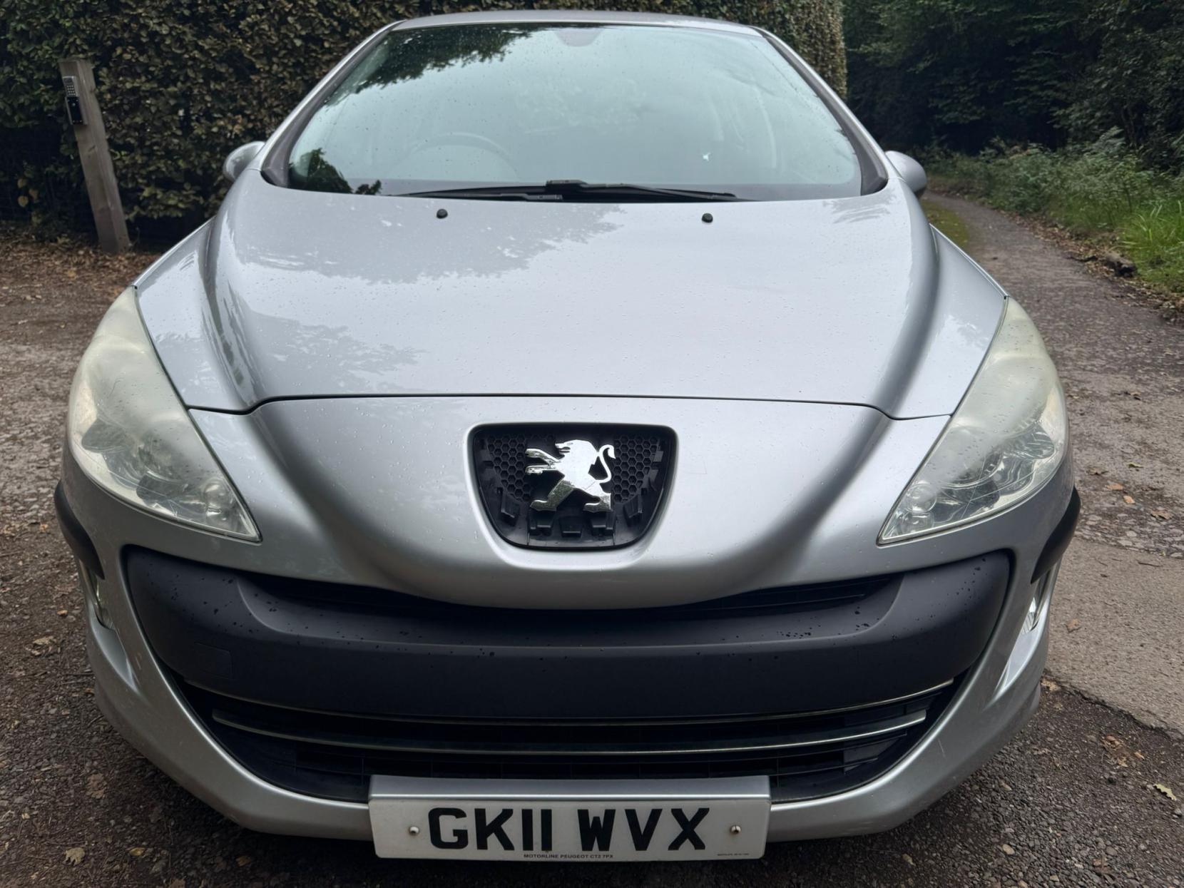 Peugeot 308 1.6 HDi SR Hatchback 5dr Diesel Manual (115 g/km, 90 bhp)
