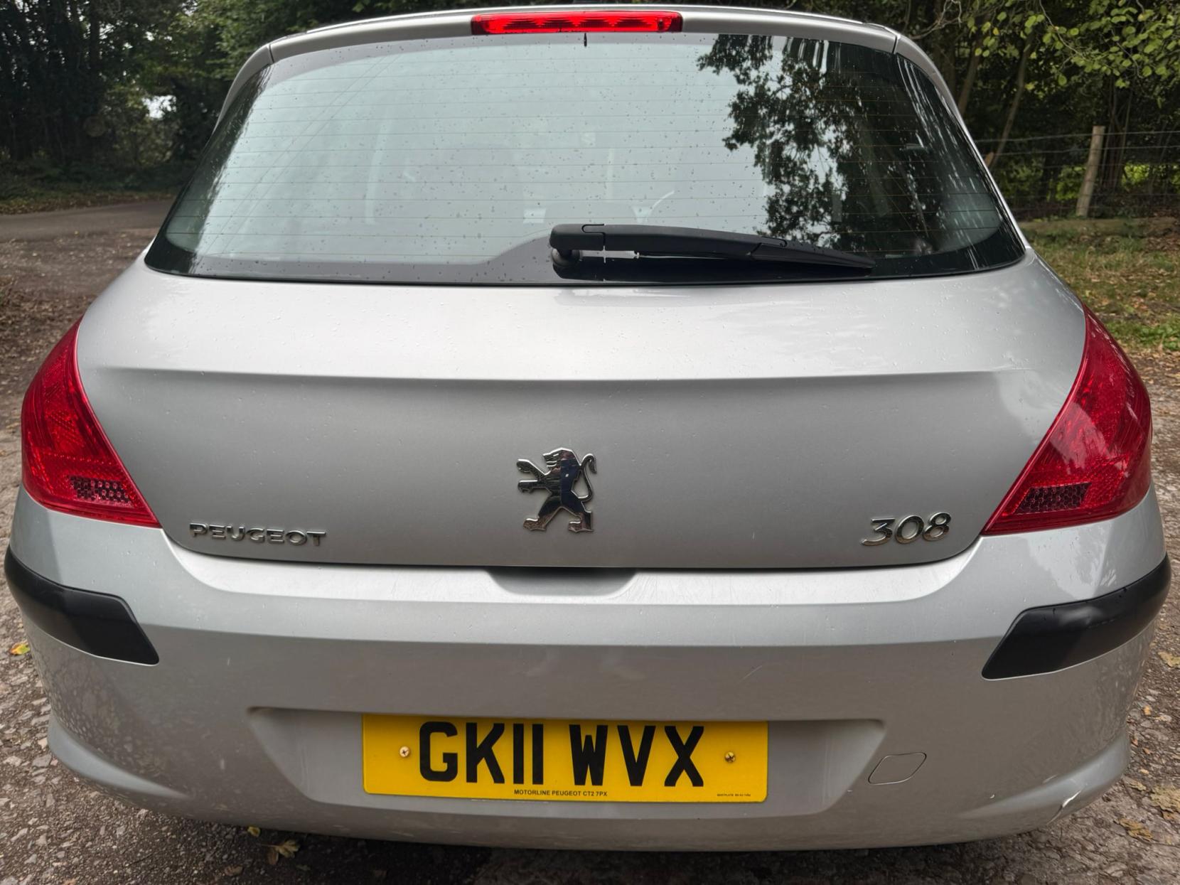 Peugeot 308 1.6 HDi SR Hatchback 5dr Diesel Manual (115 g/km, 90 bhp)