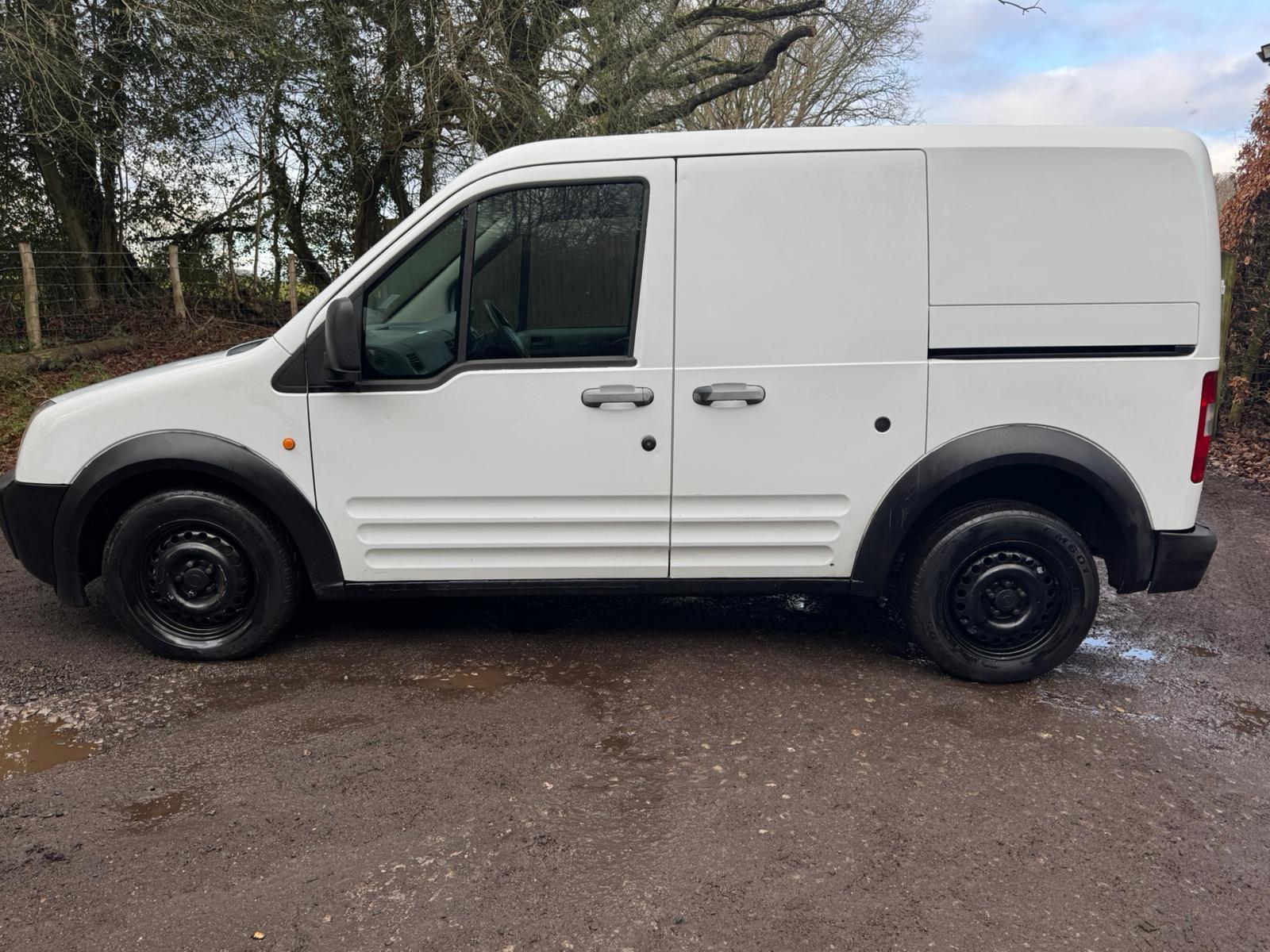 Ford Transit Connect 1.8 TDdi T200 Panel Van 4dr Diesel Manual L1 H1 (74 bhp)