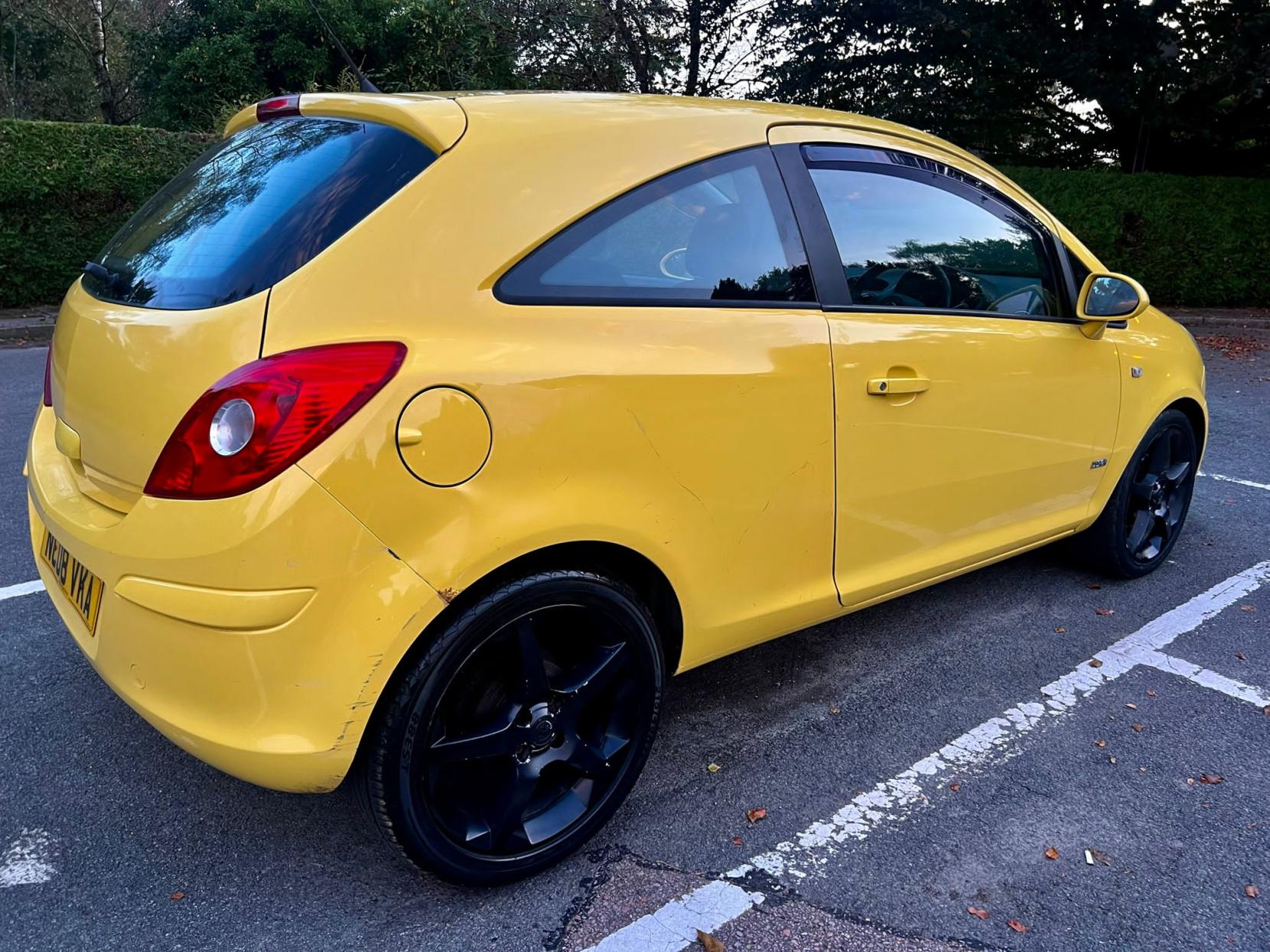 Vauxhall Corsa 1.2i 16v Design Hatchback 3dr Petrol Manual (a/c) (139 g/km, 79 bhp)