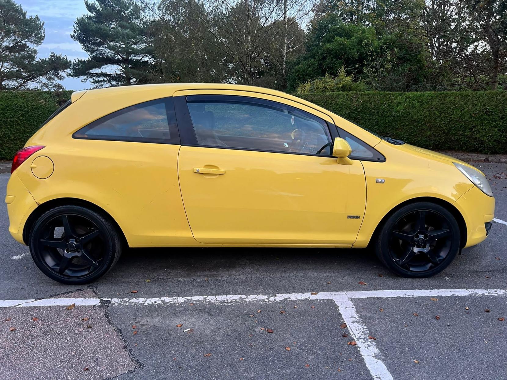 Vauxhall Corsa 1.2i 16v Design Hatchback 3dr Petrol Manual (a/c) (139 g/km, 79 bhp)