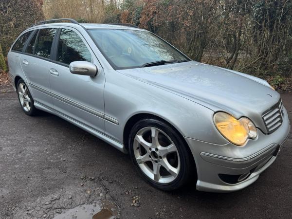 Mercedes-Benz C Class 2.1 C200 CDI Sport Edition Estate 5dr Diesel Automatic (188 g/km, 122 bhp)