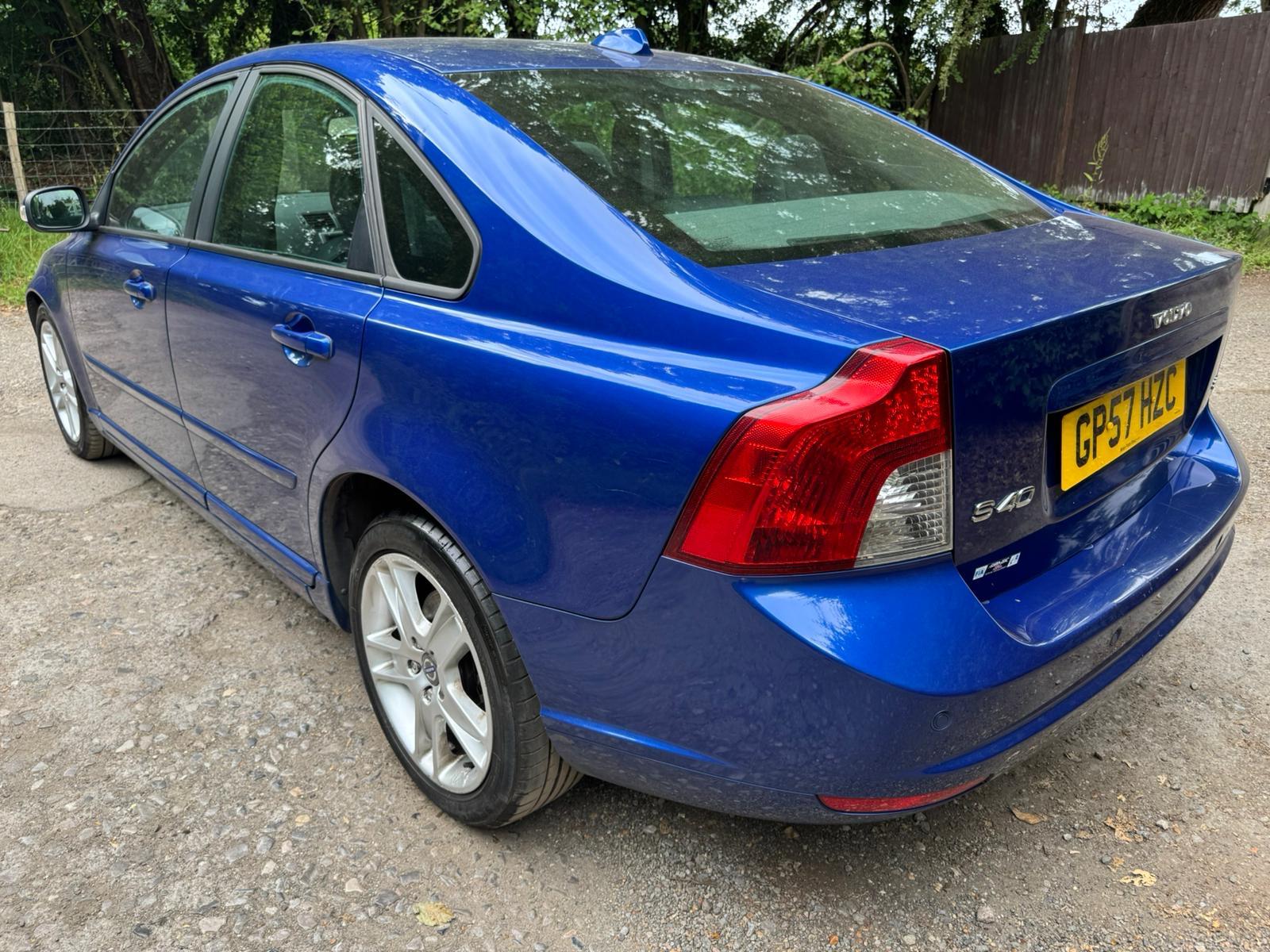 Volvo S40 2.0 SE Saloon 4dr Petrol Manual Euro 4 (145 ps)