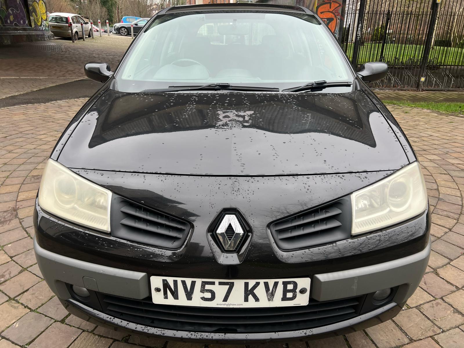 Renault Megane 1.5 dCi Dynamique Hatchback 5dr Diesel Manual (120 g/km, 106 bhp)