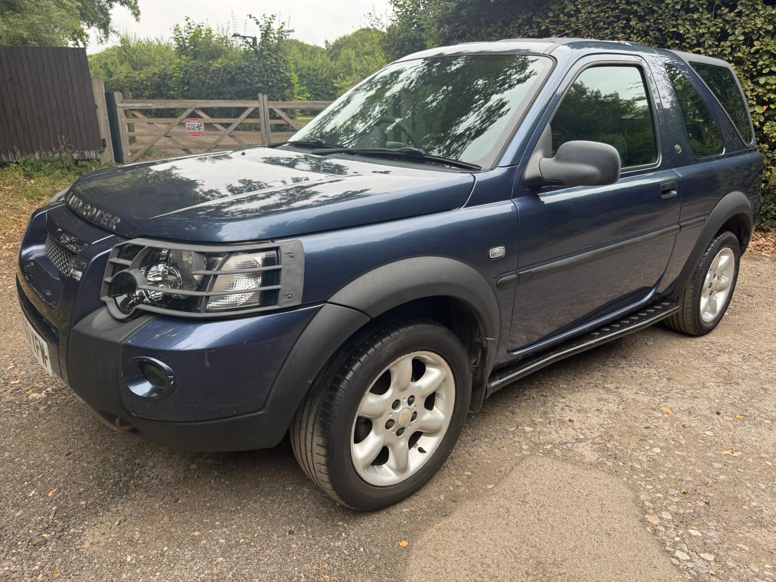Land Rover Freelander 1.8 XEi Special Edition Soft Top 3dr Petrol Manual (248 g/km, 115 bhp)