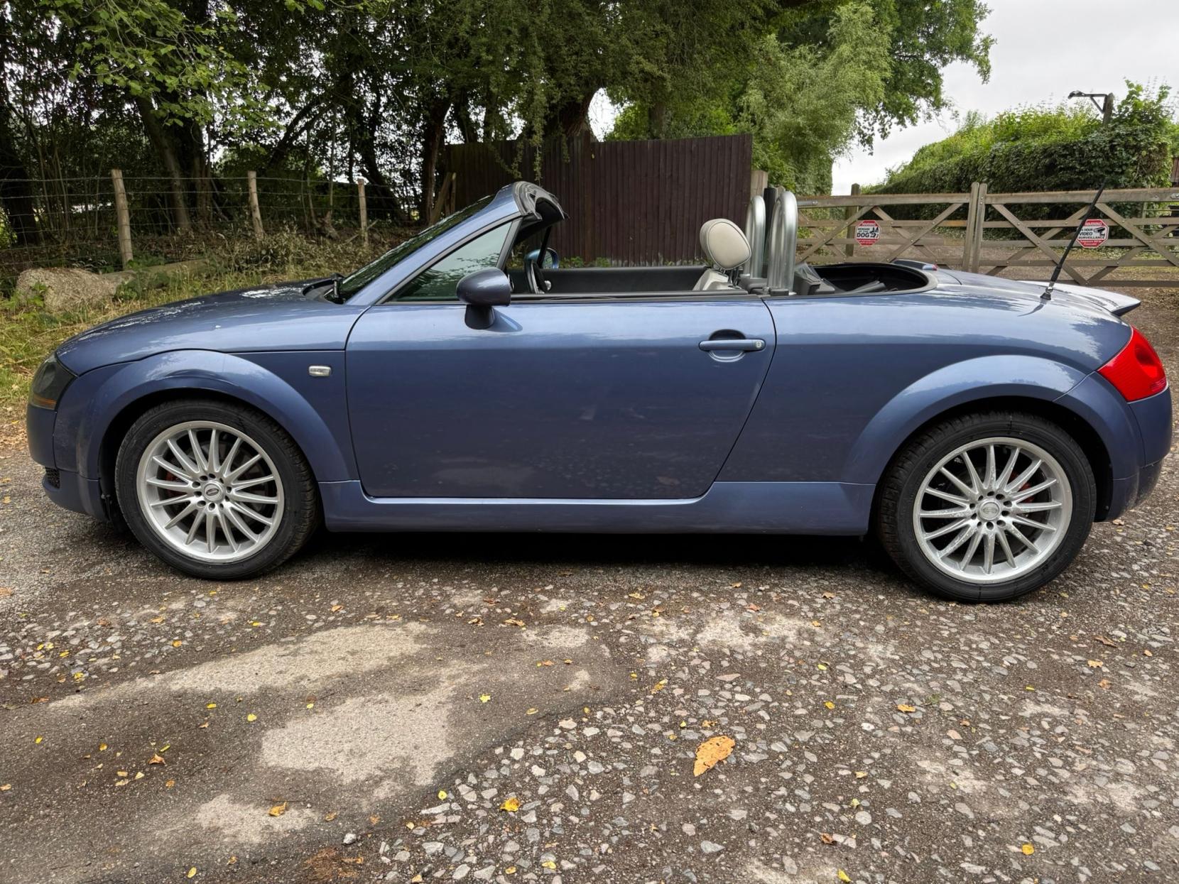 Audi TT 1.8T Roadster 2dr Petrol Manual quattro (228 g/km, 180 bhp)