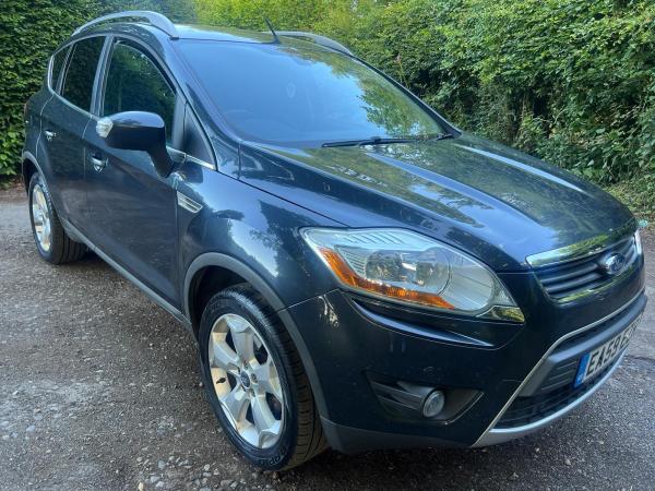 Ford Kuga 2.0 TDCi Titanium SUV 5dr Diesel Manual 2WD Euro 4 (136 ps)