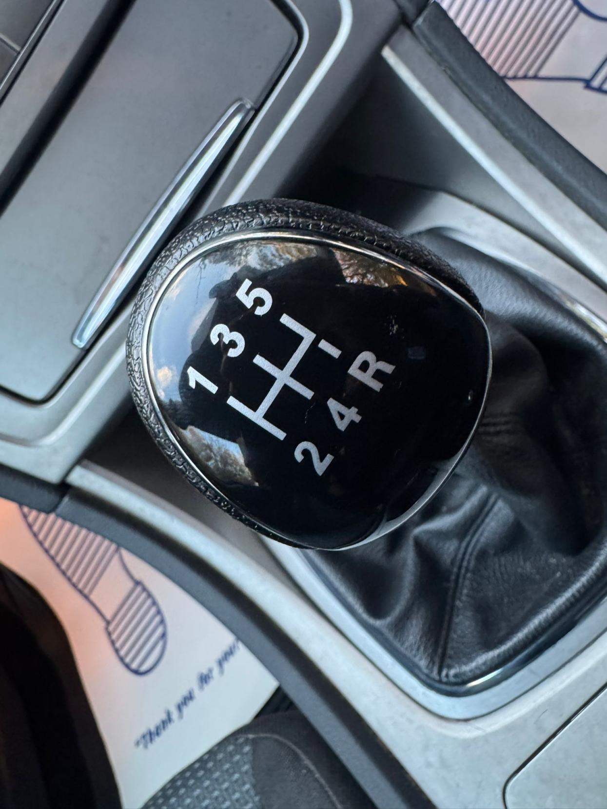 Ford Mondeo 2.0 Zetec Hatchback 5dr Petrol Manual (189 g/km, 143 bhp)