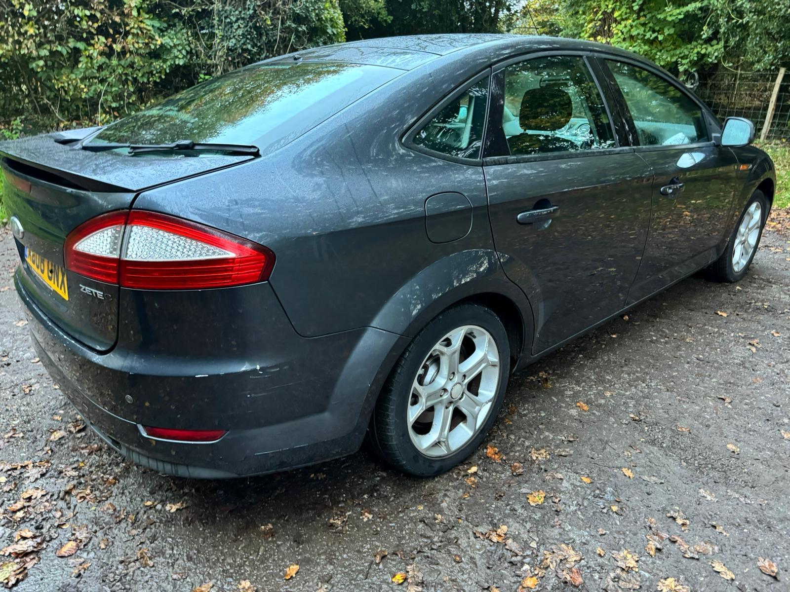 Ford Mondeo 2.0 Zetec Hatchback 5dr Petrol Manual (189 g/km, 143 bhp)