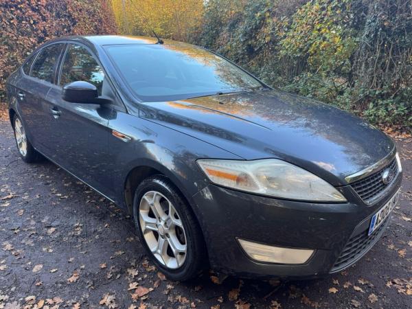 Ford Mondeo 2.0 Zetec Hatchback 5dr Petrol Manual (189 g/km, 143 bhp)