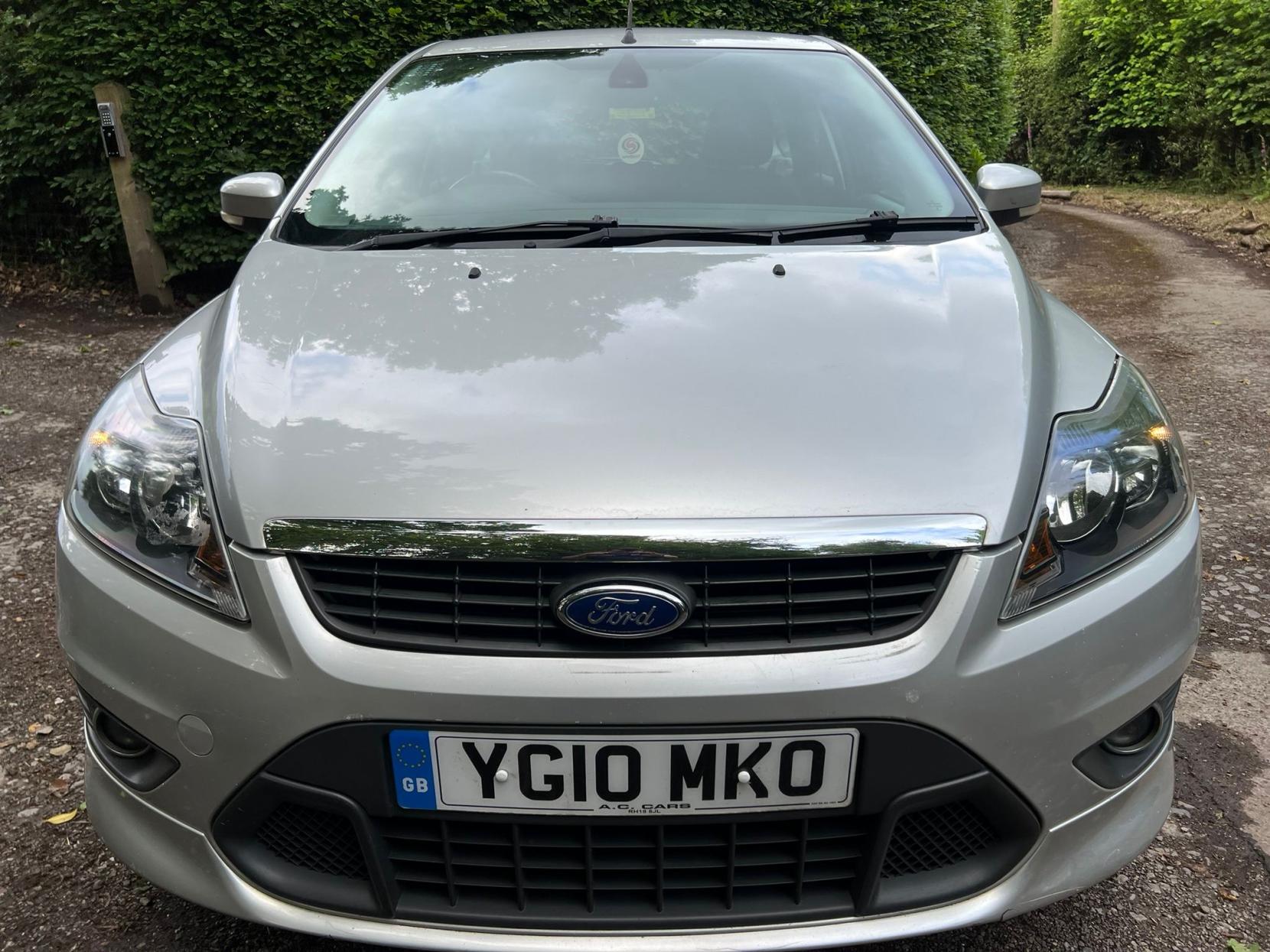 Ford Focus 1.6 TDCi DPF Titanium Estate 5dr Diesel Manual (115 g/km, 108 bhp)