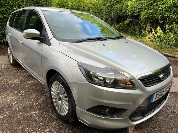 Ford Focus 1.6 TDCi DPF Titanium Estate 5dr Diesel Manual (115 g/km, 108 bhp)