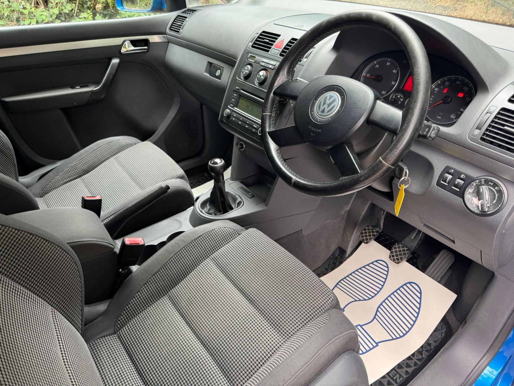 Volkswagen Touran 2.0 TDI PD Sport MPV 5dr Diesel Manual (7 Seats) (165 g/km, 134 bhp)
