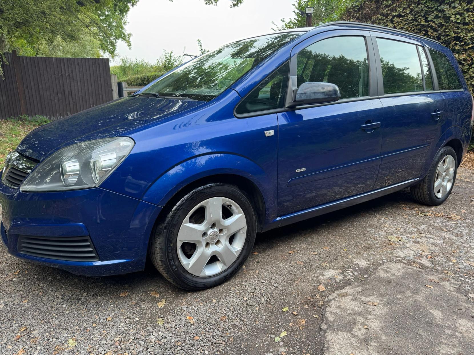 Vauxhall Zafira 1.6 Club MPV 5dr Petrol Manual Euro 4 (105 ps)