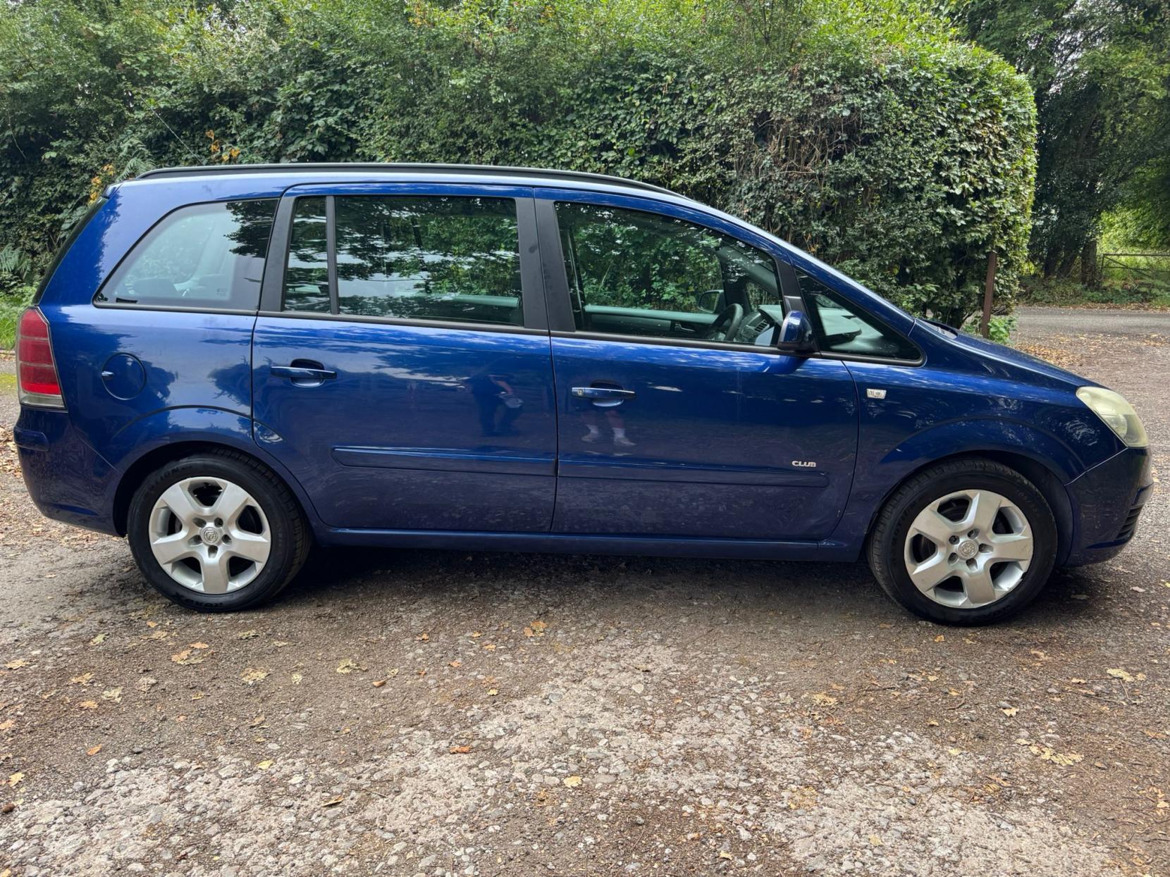 Vauxhall Zafira 1.6 Club MPV 5dr Petrol Manual Euro 4 (105 ps)