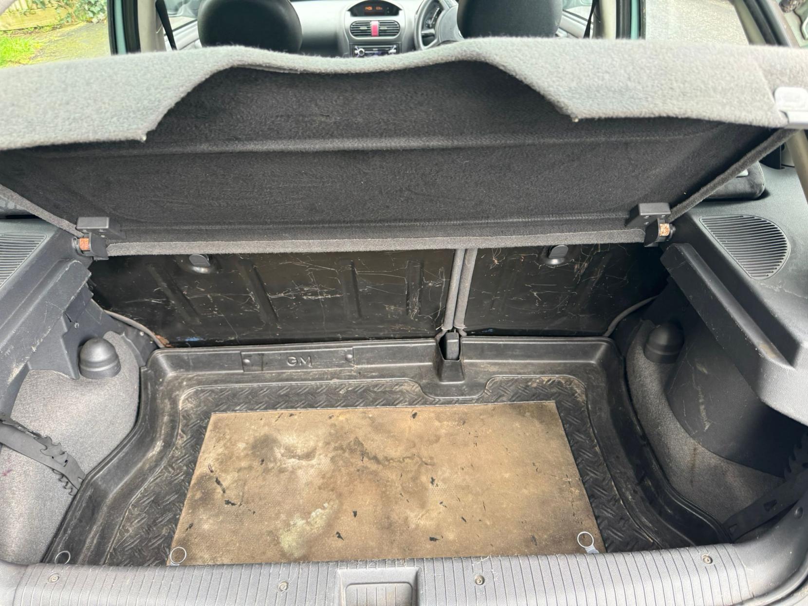 Vauxhall Corsa 1.4i 16v Comfort Hatchback 5dr Petrol Automatic (192 g/km, 89 bhp)