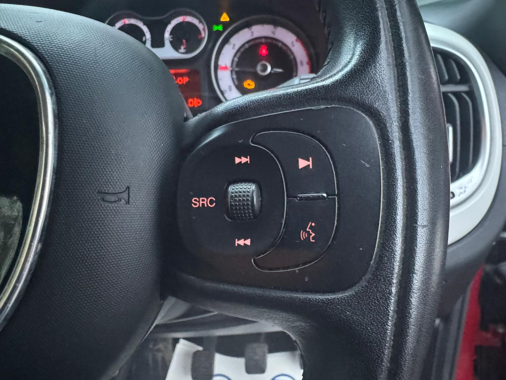 Fiat 500L 1.3 MultiJet Trekking MPV 5dr Diesel Manual Euro 5 (s/s) (85 bhp)