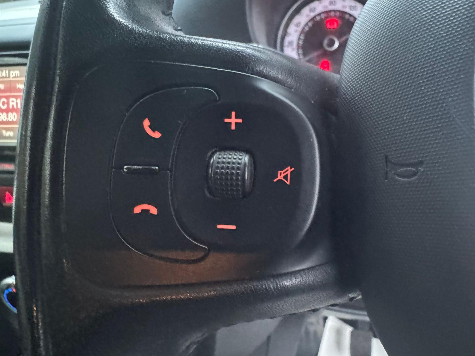 Fiat 500L 1.3 MultiJet Trekking MPV 5dr Diesel Manual Euro 5 (s/s) (85 bhp)