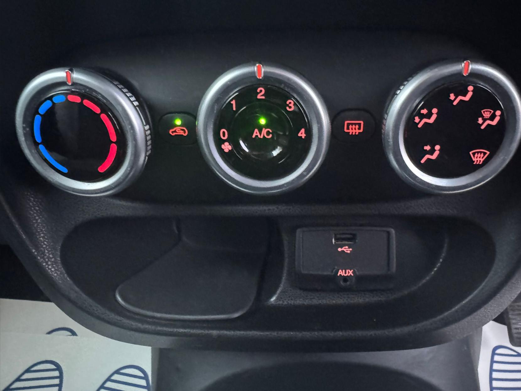 Fiat 500L 1.3 MultiJet Trekking MPV 5dr Diesel Manual Euro 5 (s/s) (85 bhp)