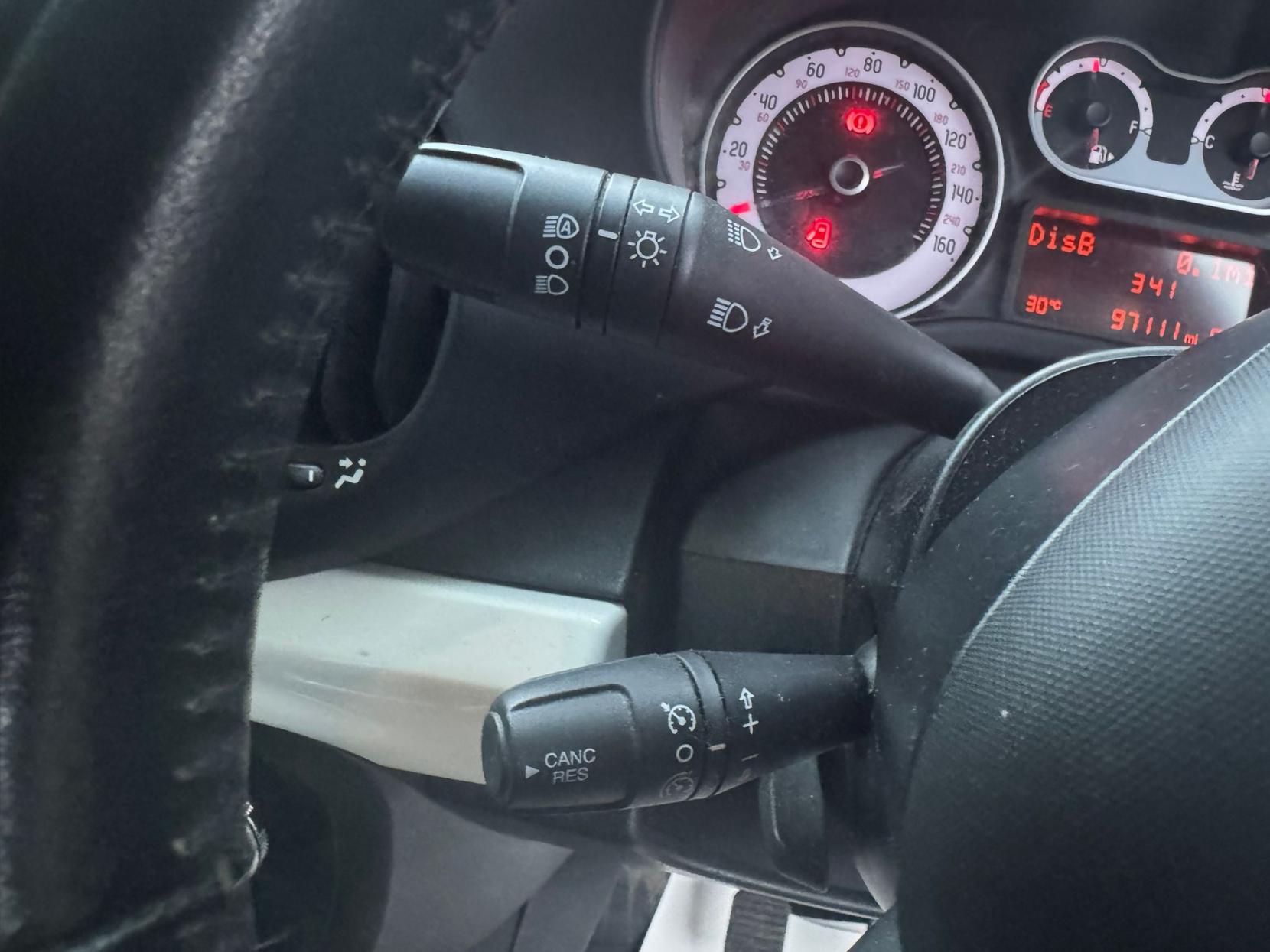 Fiat 500L 1.3 MultiJet Trekking MPV 5dr Diesel Manual Euro 5 (s/s) (85 bhp)