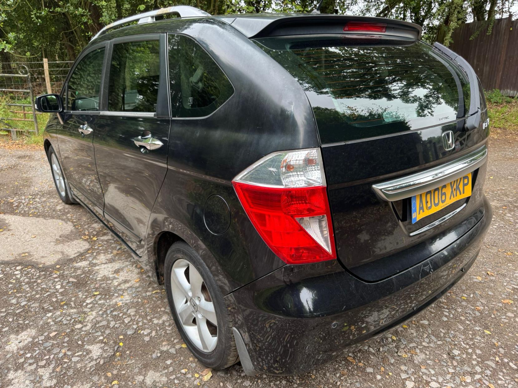 Honda FR-V 2.0 i-VTEC Sport MPV 5dr Petrol Manual (199 g/km, 148 bhp)