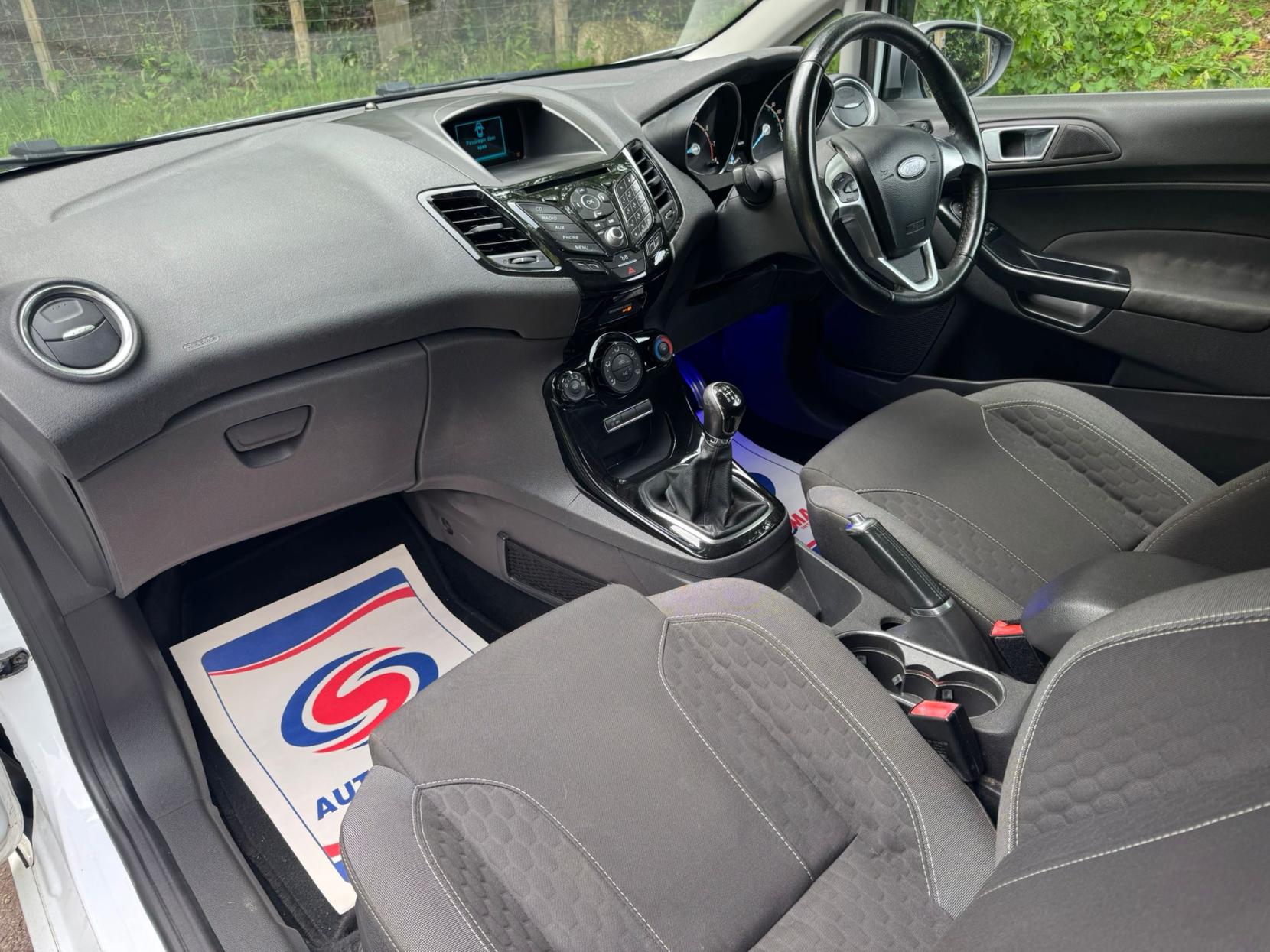 Ford Fiesta 1.0T EcoBoost Zetec S Hatchback 3dr Petrol Manual Euro 6 (s/s) (125 ps)