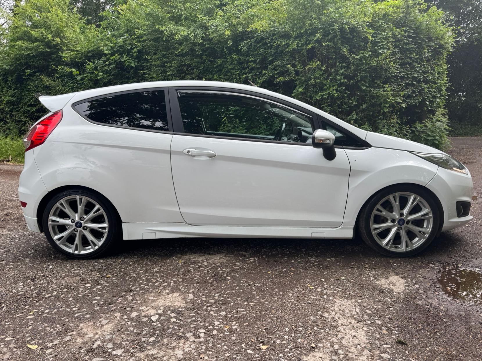 Ford Fiesta 1.0T EcoBoost Zetec S Hatchback 3dr Petrol Manual Euro 6 (s/s) (125 ps)