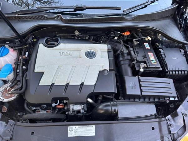 Volkswagen Golf 2.0 TDI SE Hatchback 5dr Diesel DSG Euro 5 (140 ps)