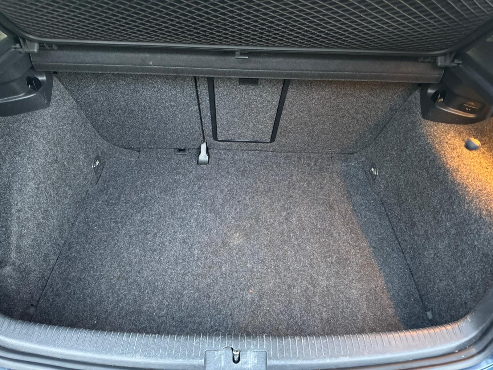 Volkswagen Golf 2.0 TDI SE Hatchback 5dr Diesel DSG Euro 5 (140 ps)