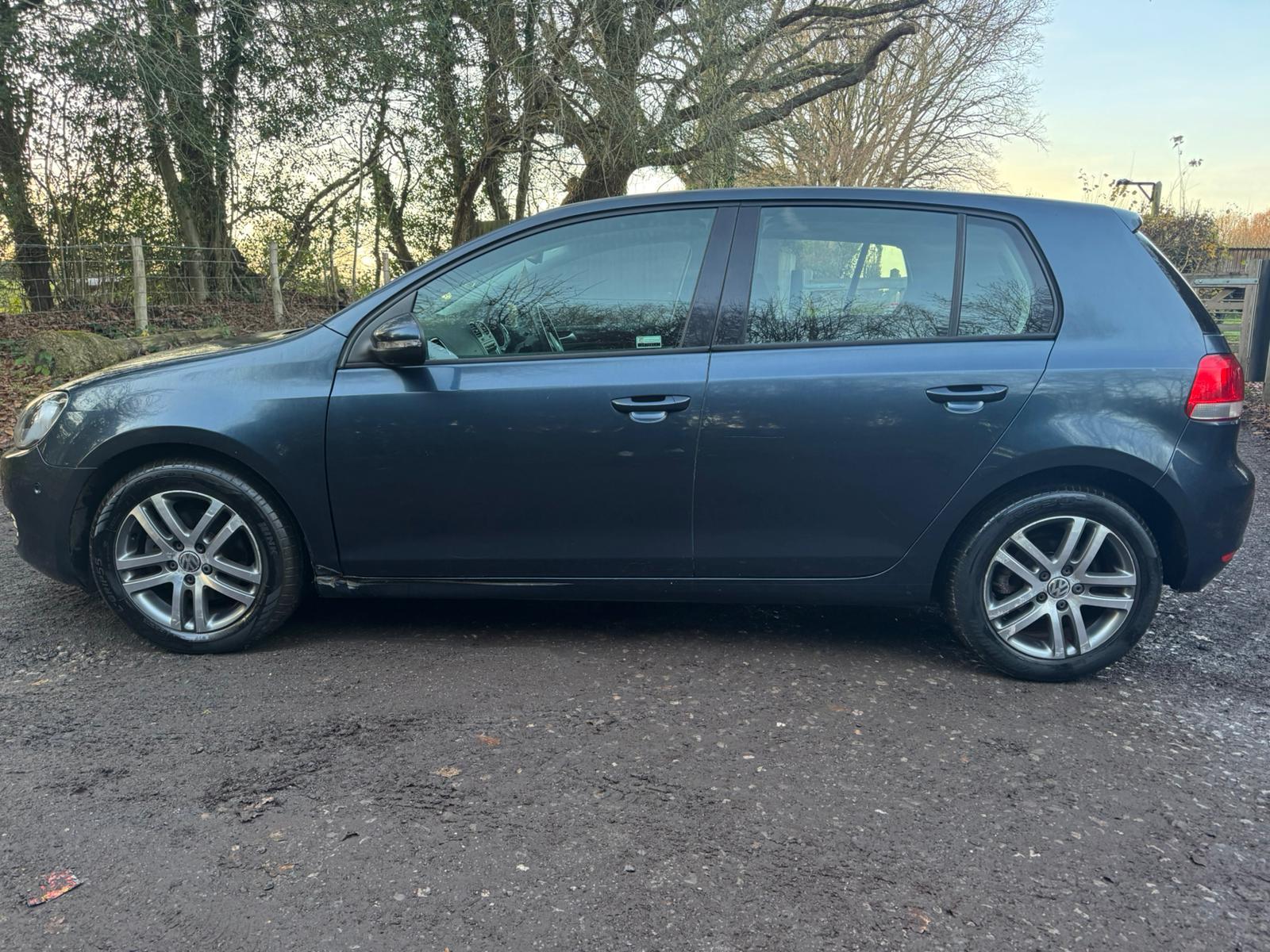 Volkswagen Golf 2.0 TDI SE Hatchback 5dr Diesel DSG Euro 5 (140 ps)