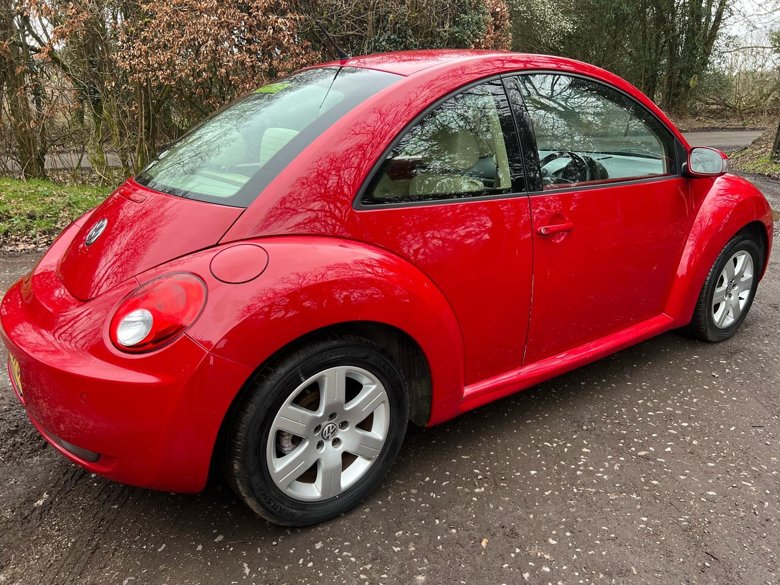 Volkswagen Beetle 1.6 Luna Hatchback 3dr Petrol Manual Euro 4 (102 ps)