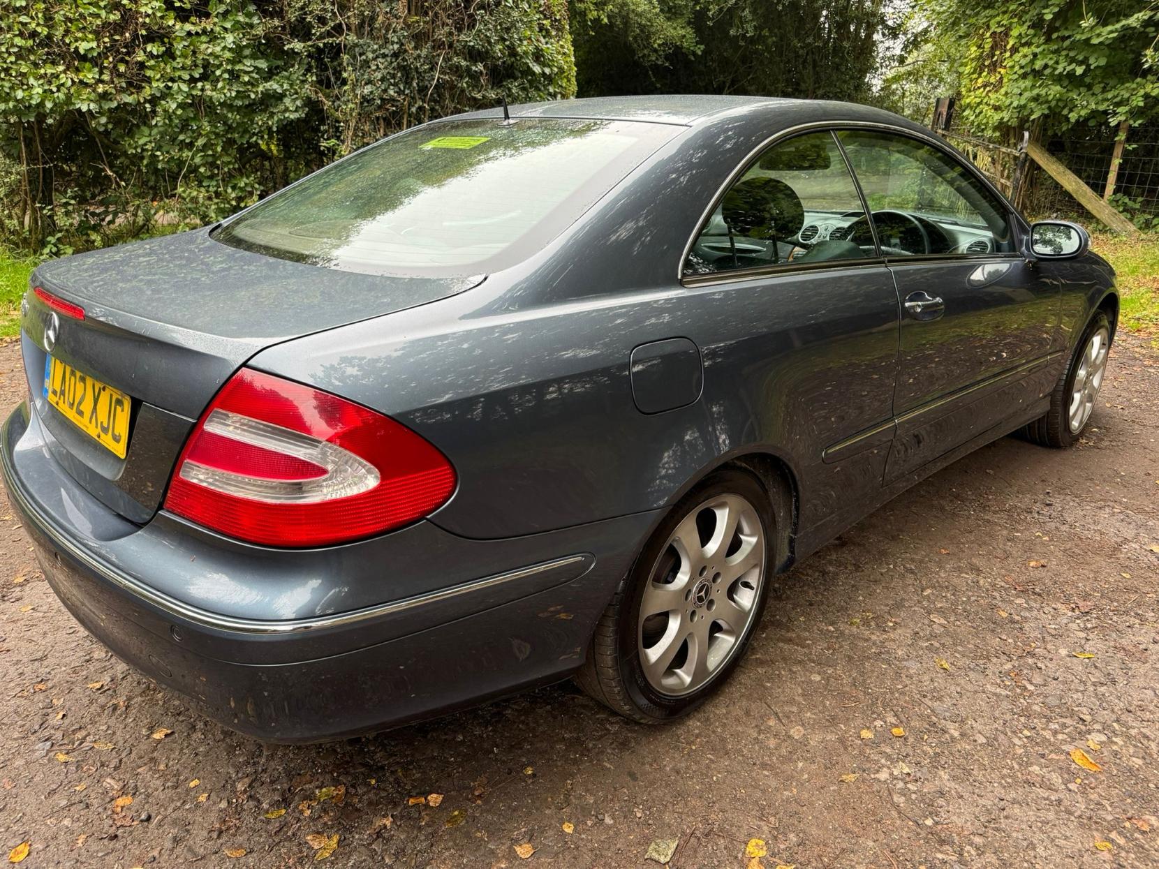 Mercedes-Benz CLK 2.6 CLK240 Elegance Coupe 2dr Petrol Automatic (250 g/km, 170 bhp)