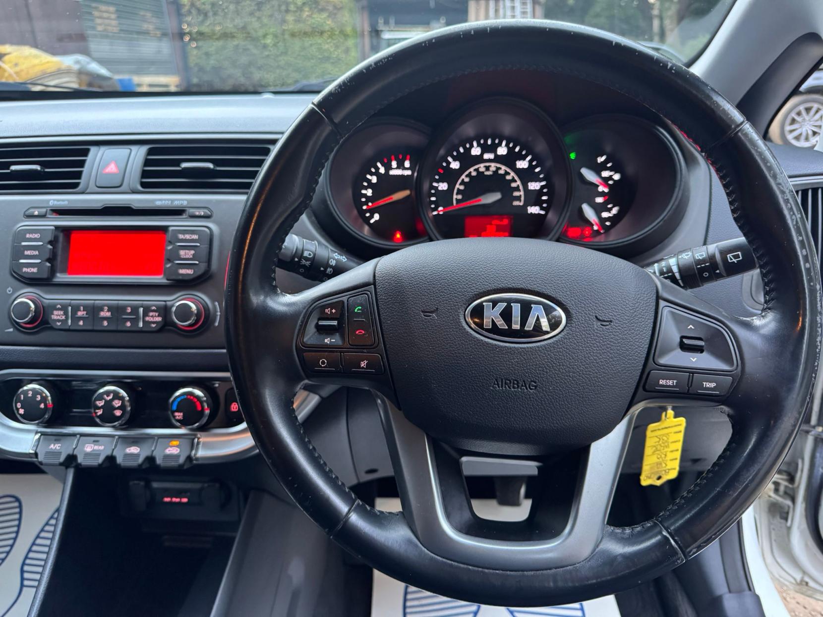 Kia Rio 1.1 CRDi EcoDynamics 2 Hatchback 5dr Diesel Manual Euro 5 (s/s) (74 bhp)