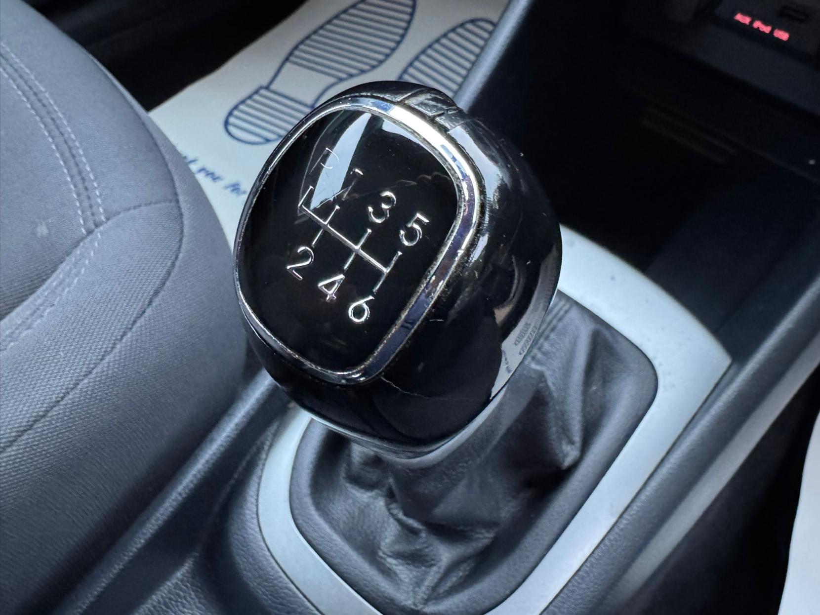 Kia Rio 1.1 CRDi EcoDynamics 2 Hatchback 5dr Diesel Manual Euro 5 (s/s) (74 bhp)