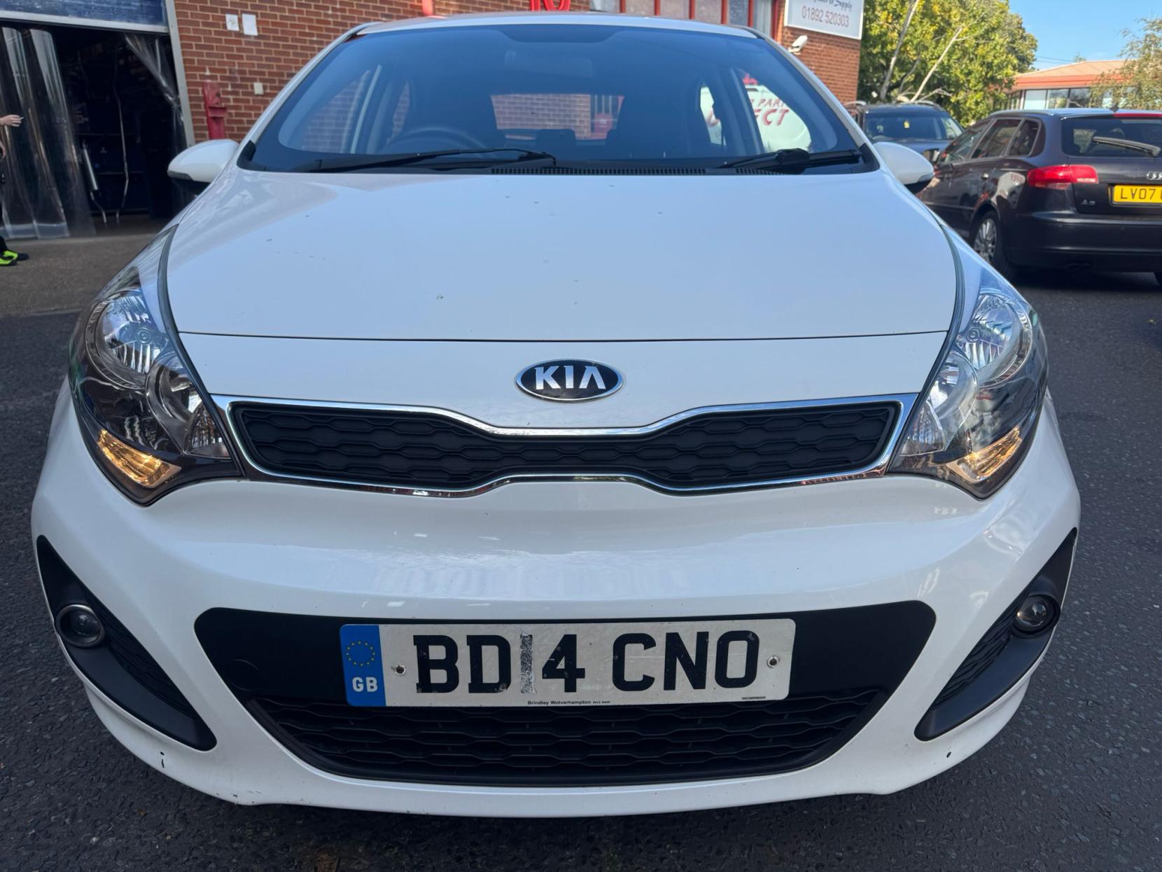 Kia Rio 1.1 CRDi EcoDynamics 2 Hatchback 5dr Diesel Manual Euro 5 (s/s) (74 bhp)