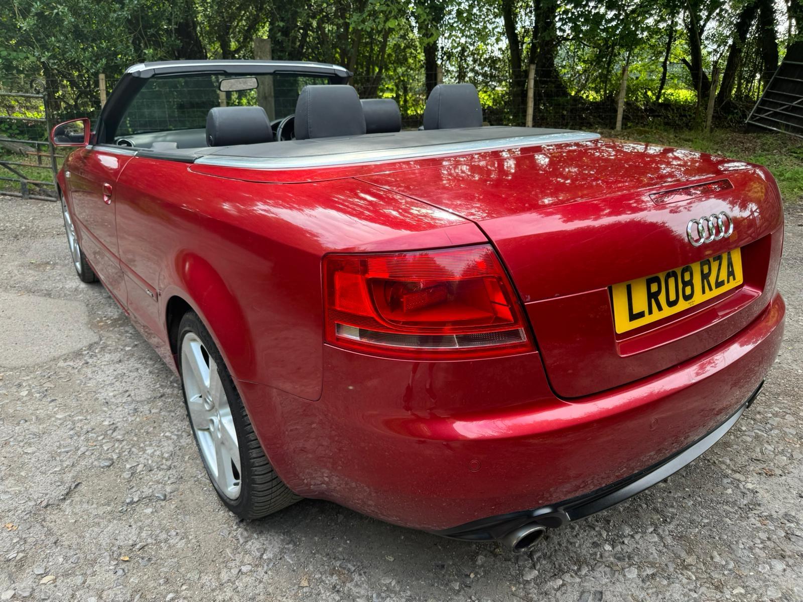 Audi A4 Cabriolet 1.8T S line Convertible 2dr Petrol Multitronic (204 g/km, 161 bhp)