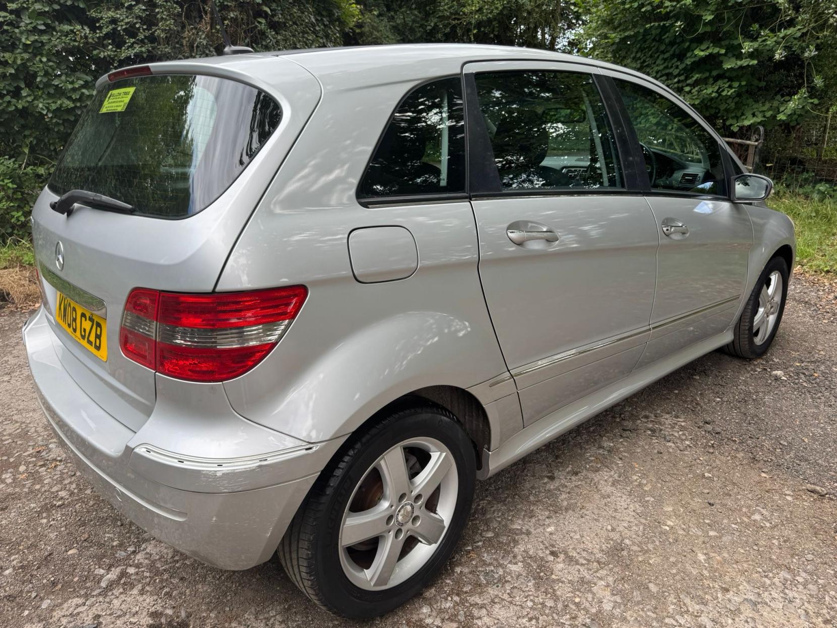 Mercedes-Benz B Class 1.7 B170 SE MPV 5dr Petrol CVT (171 g/km, 116 bhp)