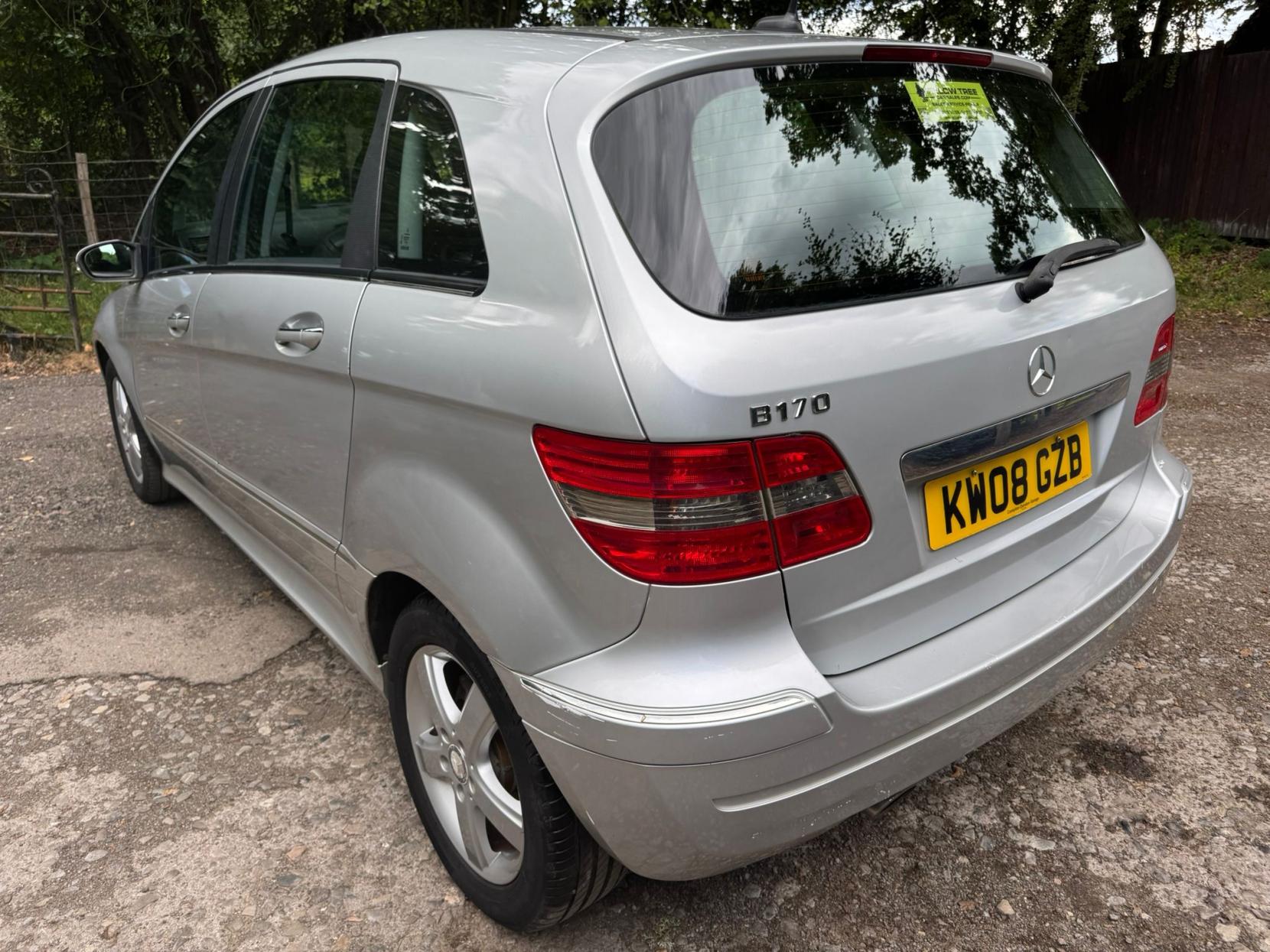 Mercedes-Benz B Class 1.7 B170 SE MPV 5dr Petrol CVT (171 g/km, 116 bhp)