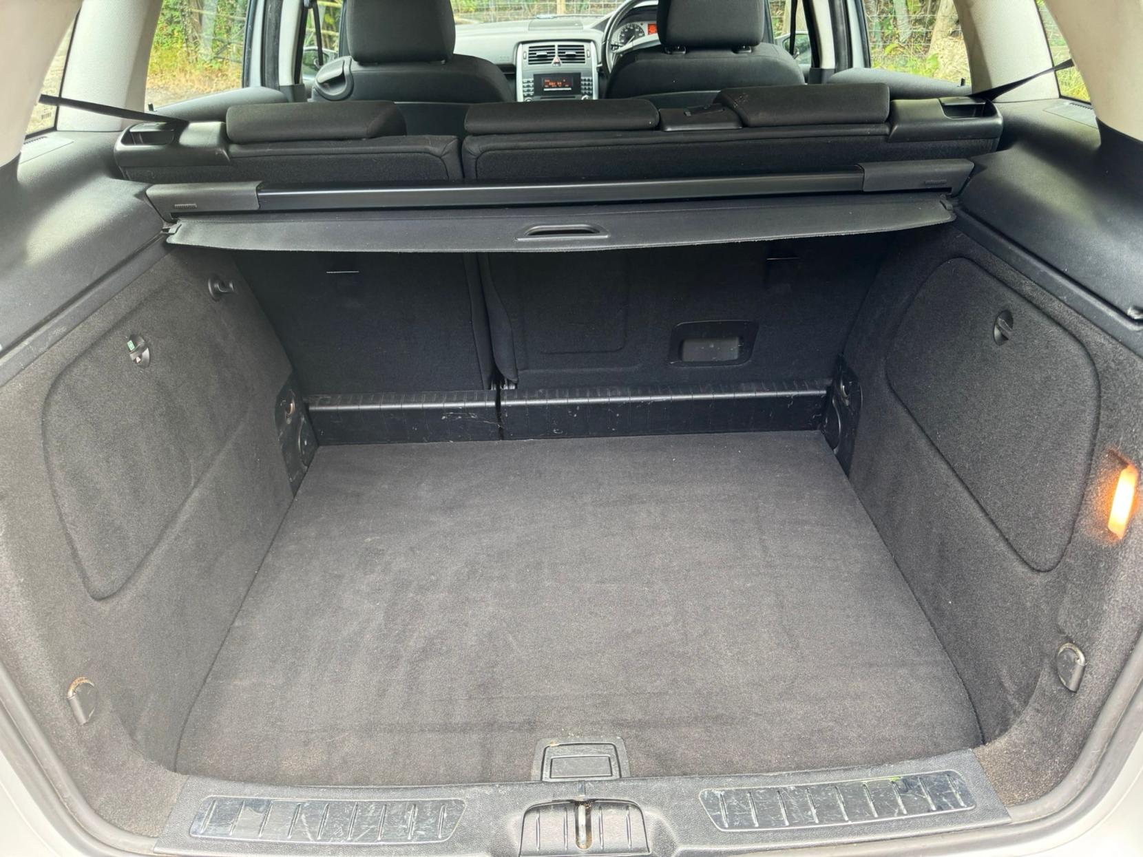 Mercedes-Benz B Class 1.7 B170 SE MPV 5dr Petrol CVT (171 g/km, 116 bhp)