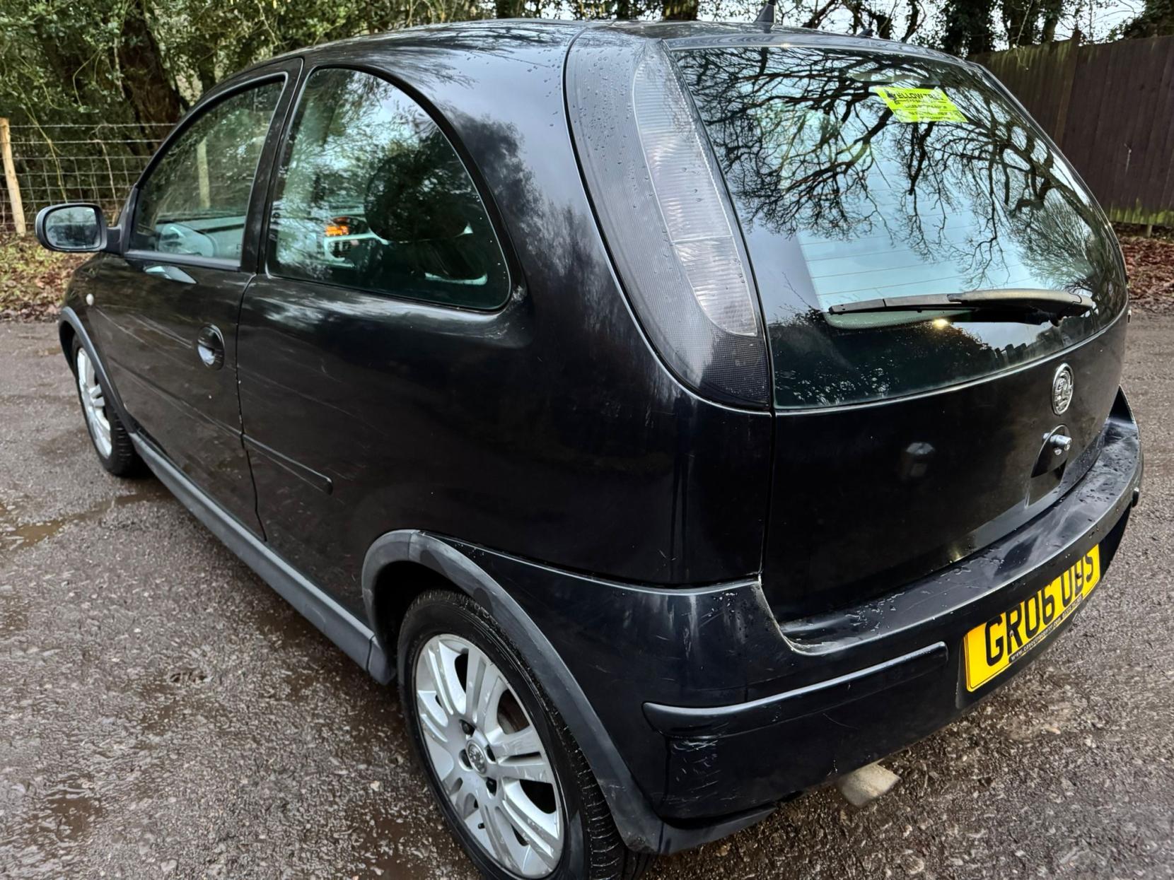 Vauxhall Corsa 1.4i 16v Active Hatchback 3dr Petrol Automatic (178 g/km, 89 bhp)