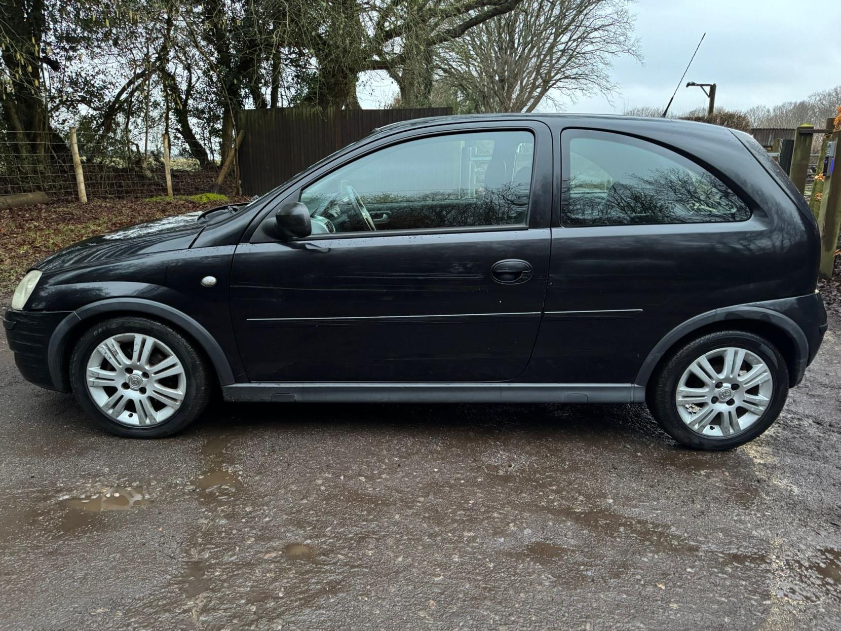 Vauxhall Corsa 1.4i 16v Active Hatchback 3dr Petrol Automatic (178 g/km, 89 bhp)