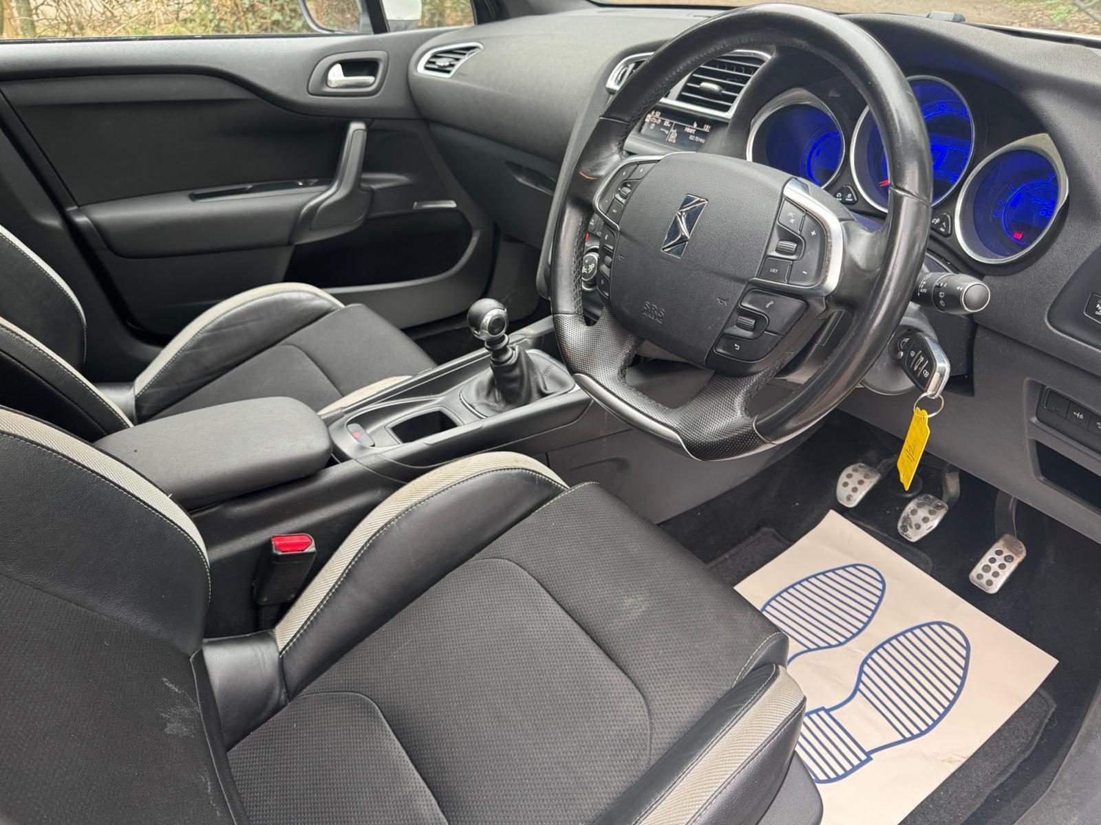 Citroen DS4 1.6 HDi DStyle Hatchback 5dr Diesel Manual Euro 5 (110 ps)