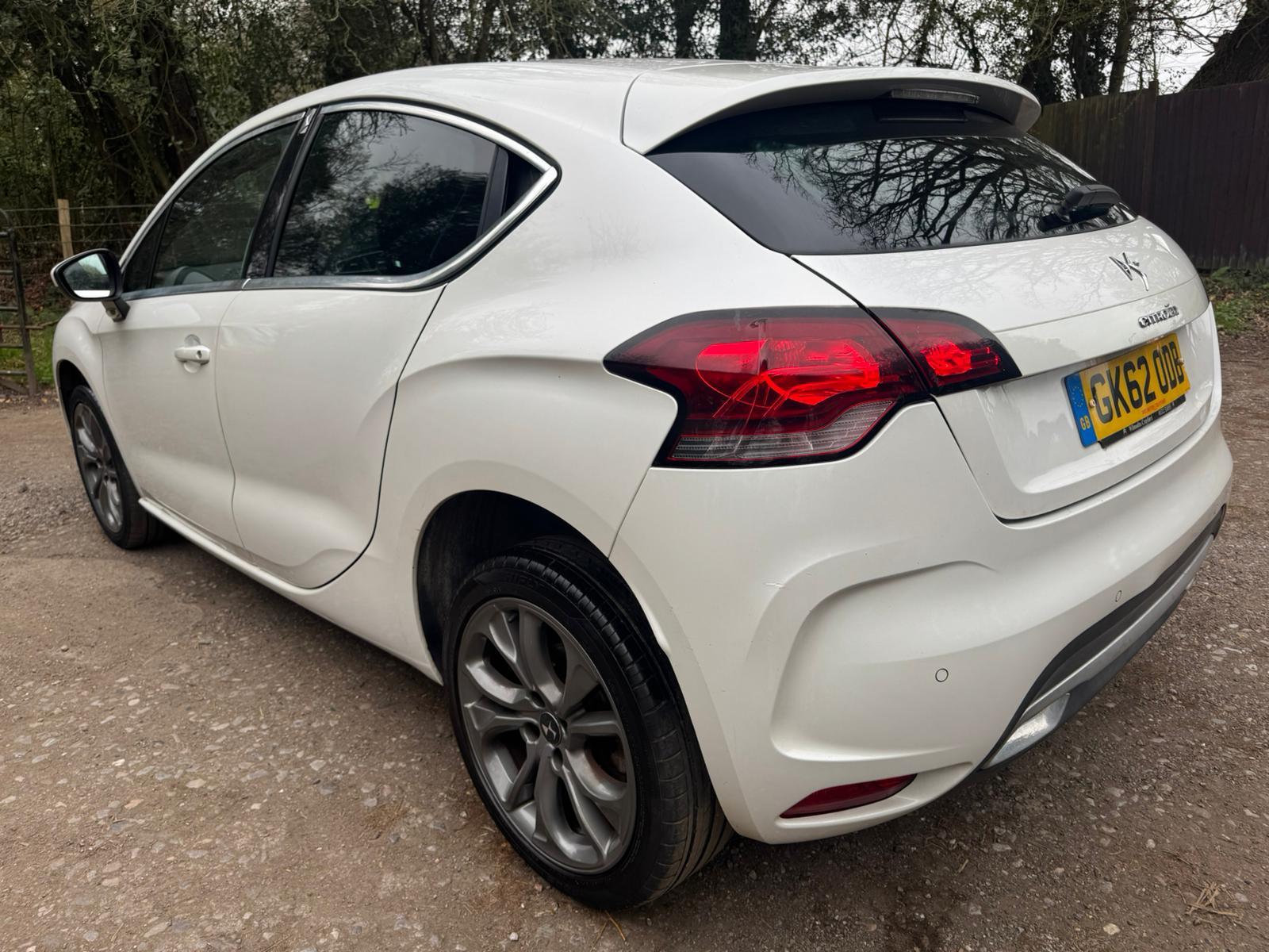 Citroen DS4 1.6 HDi DStyle Hatchback 5dr Diesel Manual Euro 5 (110 ps)
