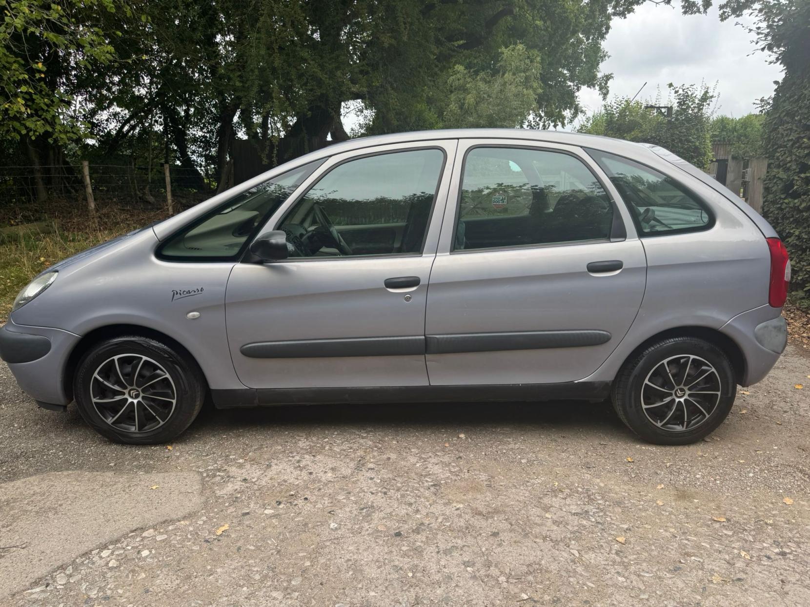 Citroen Xsara Picasso 1.6i LX MPV 5dr Petrol Manual (178 g/km, 95 bhp)