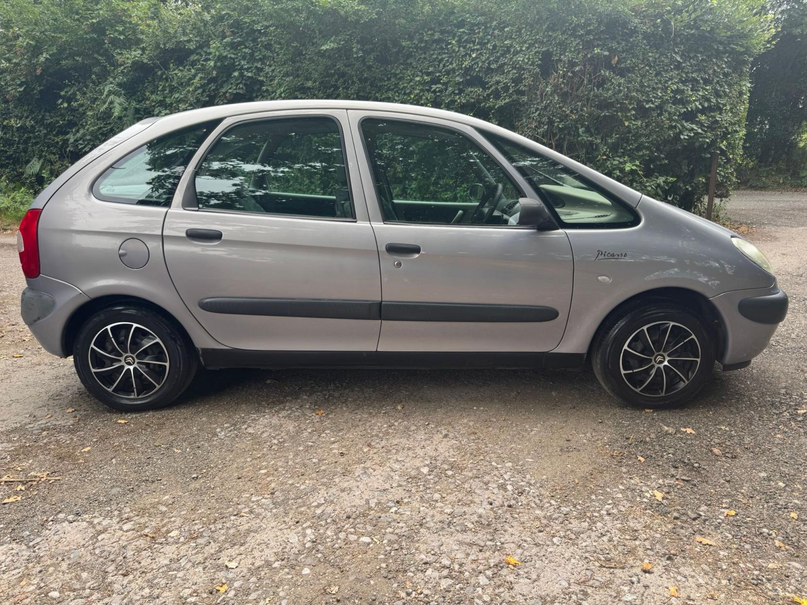 Citroen Xsara Picasso 1.6i LX MPV 5dr Petrol Manual (178 g/km, 95 bhp)